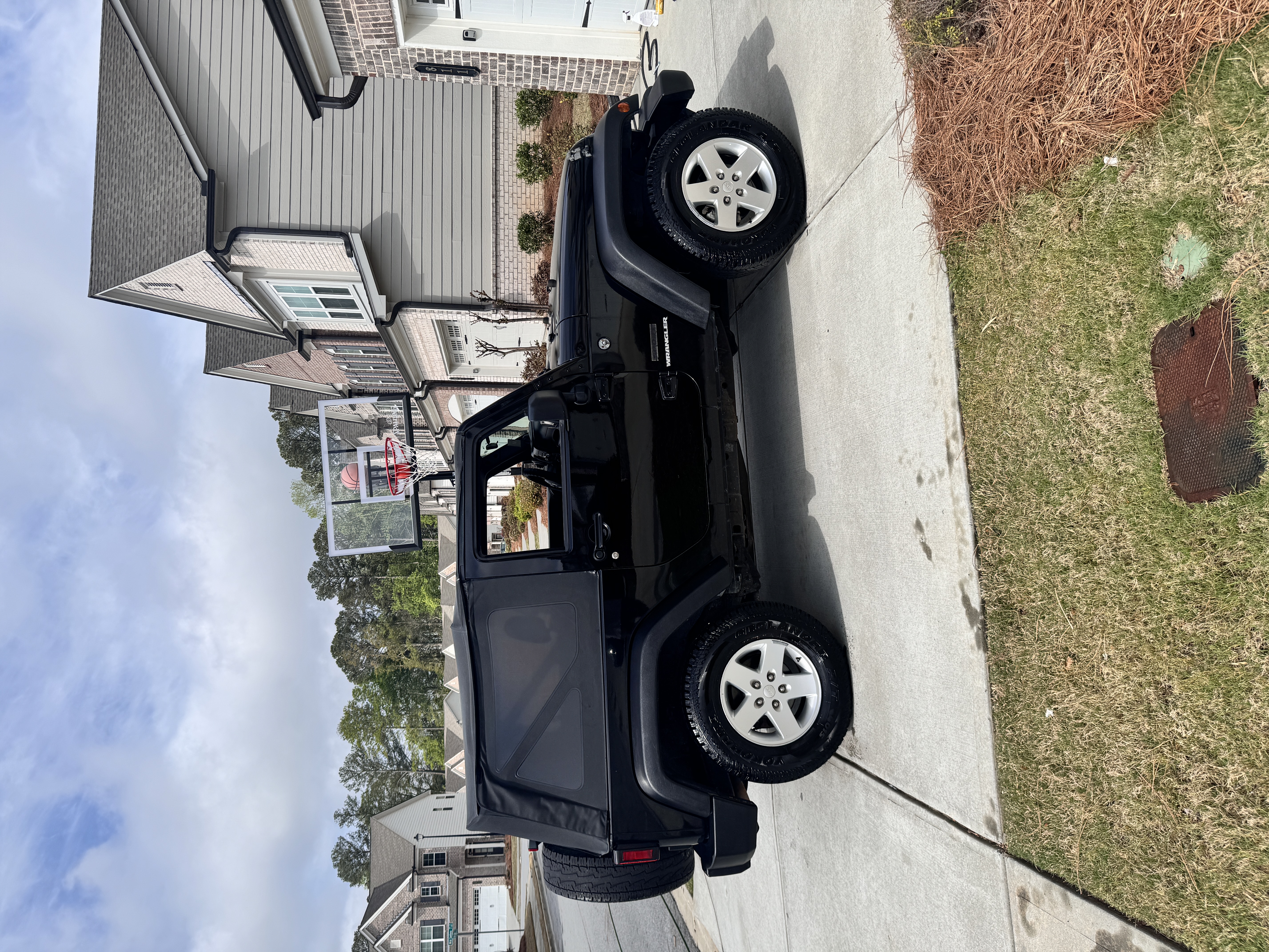 Used 2011 Jeep Wrangler Sport AWD/4WD image 8
