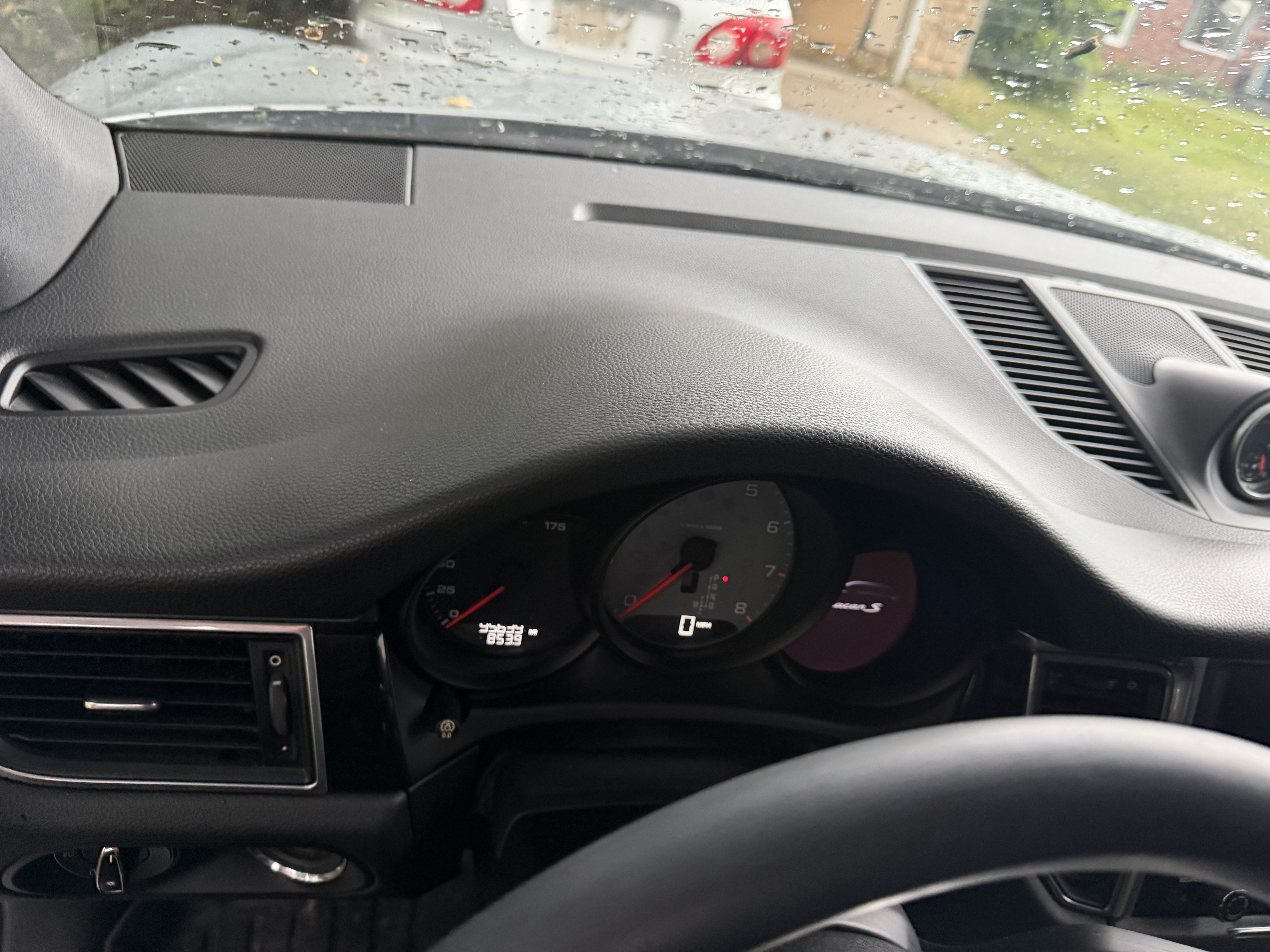 Used 2015 Porsche Macan S AWD/4WD image 23