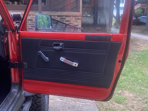 Used 1993 Suzuki Samurai JL image 6