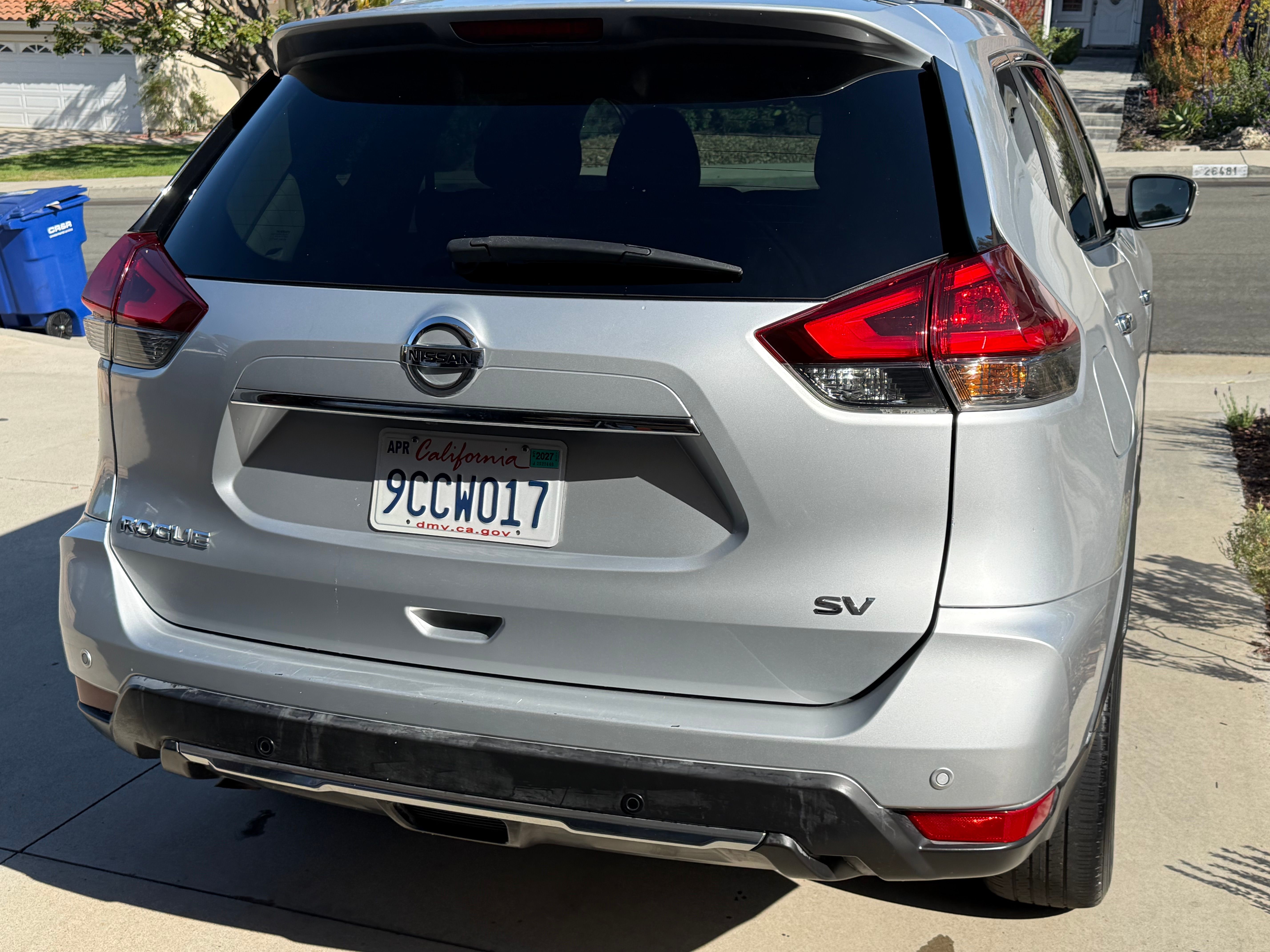 Used 2020 Nissan Rogue SV FWD image 6