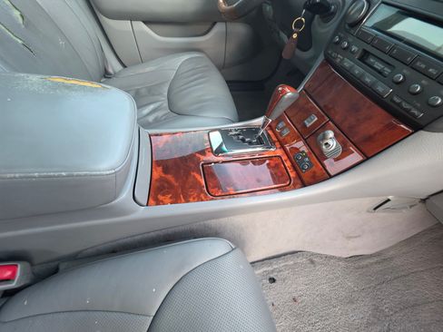 Used 2006 Lexus LS 430 image 28