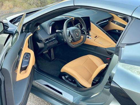 Used 2023 Chevrolet Corvette Stingray Preferred Cpe w/ 2LT image 25