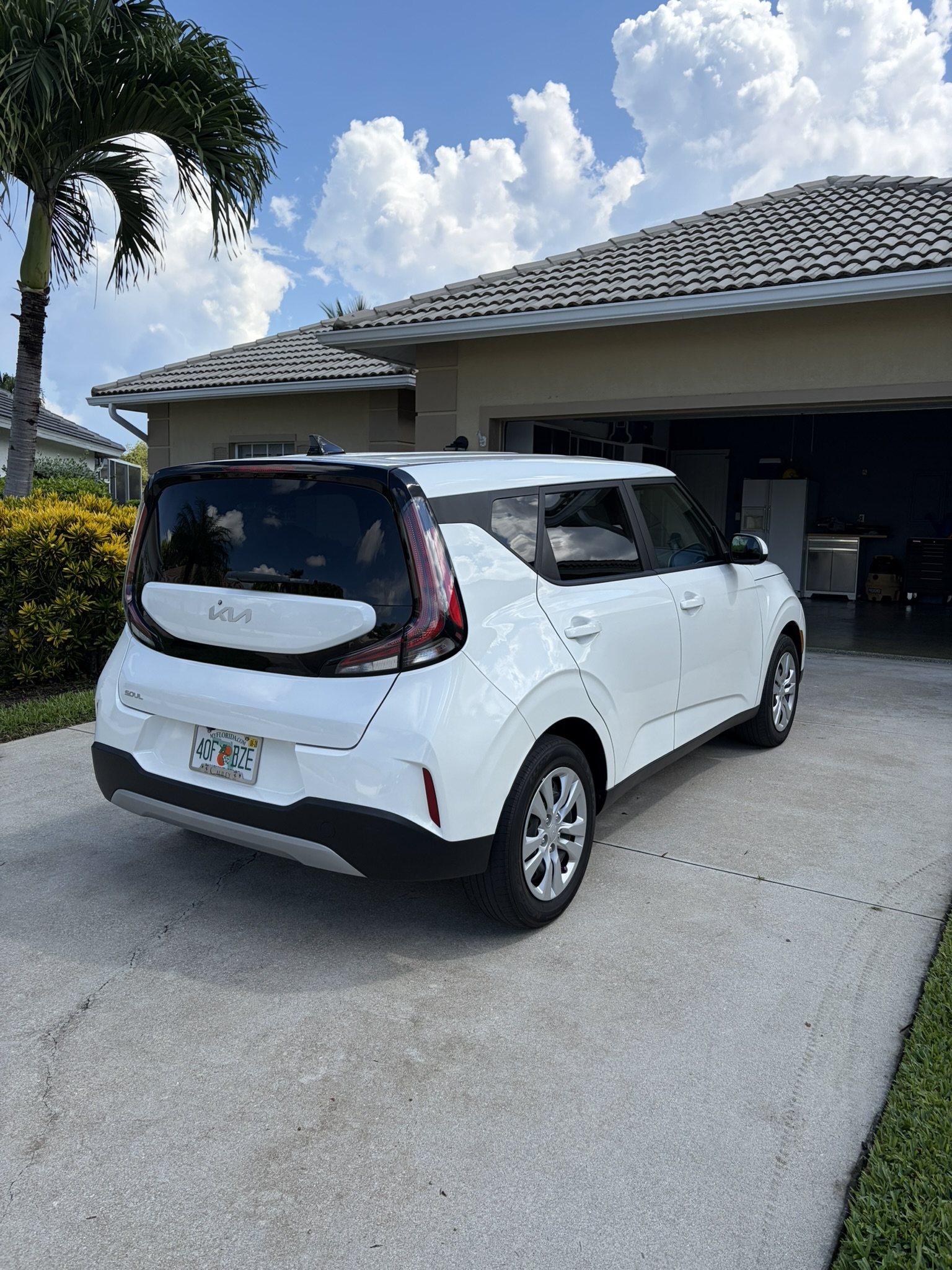 Used 2024 Kia Soul LX FWD image 5