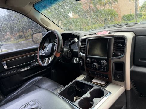 Used 2015 RAM 2500 Laramie w/ Cold Weather Group AWD/4WD image 12