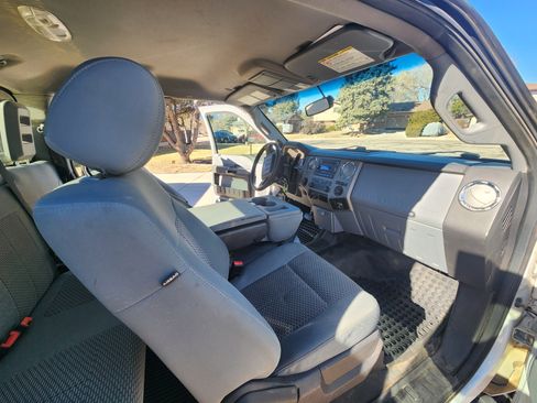 Used 2012 Ford F250 XLT w/ XLT Premium Pkg image 9