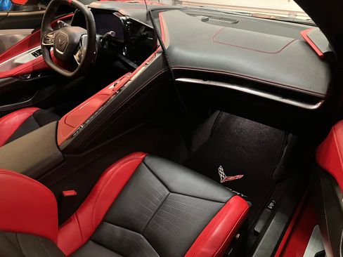 Used 2023 Chevrolet Corvette Stingray Preferred Cpe w/ Z51 Performance Package image 13