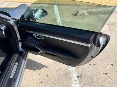 Used 2017 Porsche 911 Carrera S RWD image 17