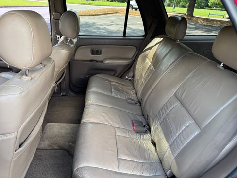 Used 1998 Toyota 4Runner Limited image 21