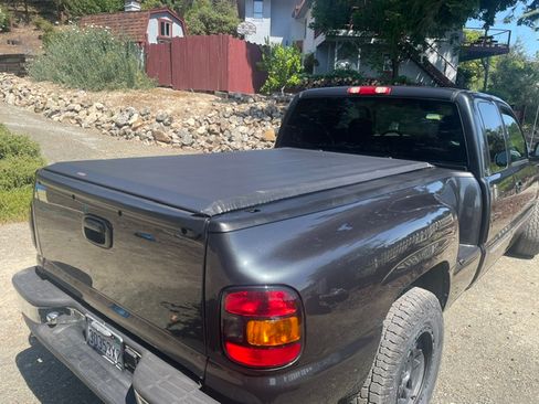 Used 2004 GMC Sierra 1500 SLT w/ Light Duty Power Package RWD image 17
