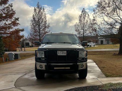 Used 2014 Ford F150 XLT w/ Equipment Group 302A Luxury image 10