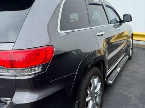 Used 2014 Jeep Grand Cherokee Summit AWD/4WD image 4