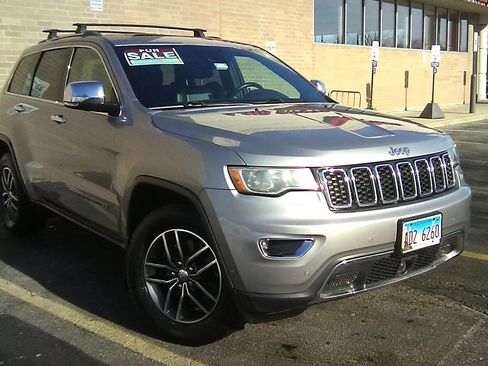 Used 2018 Jeep Grand Cherokee Limited image 1