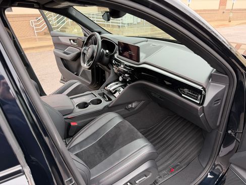 Used 2025 Acura MDX A-Spec image 18
