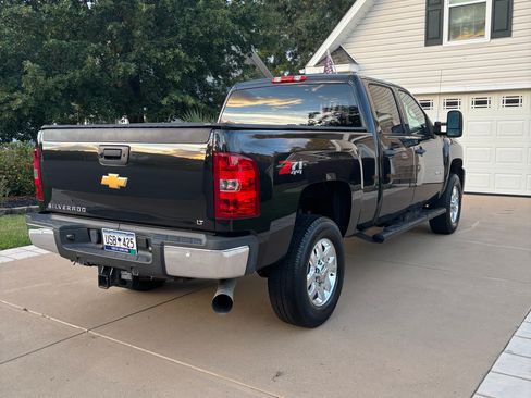 Used 2012 Chevrolet Silverado 3500 LT w/ Interior Plus Package AWD/4WD image 4