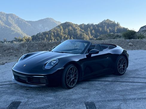 Used 2020 Porsche 911 Carrera S image 9