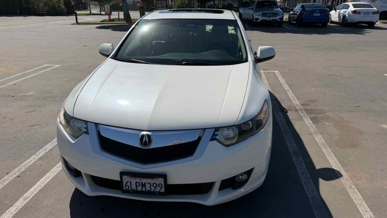 Used 2010 Acura TSX Sedan FWD image 2
