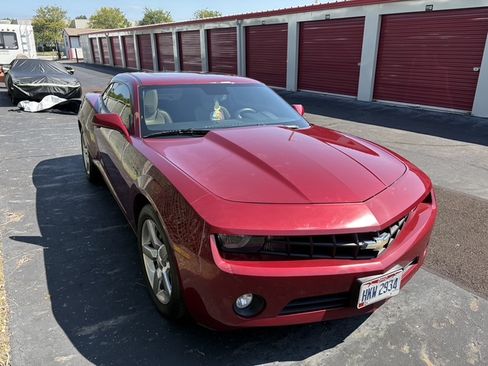 Used 2010 Chevrolet Camaro LT RWD image 1