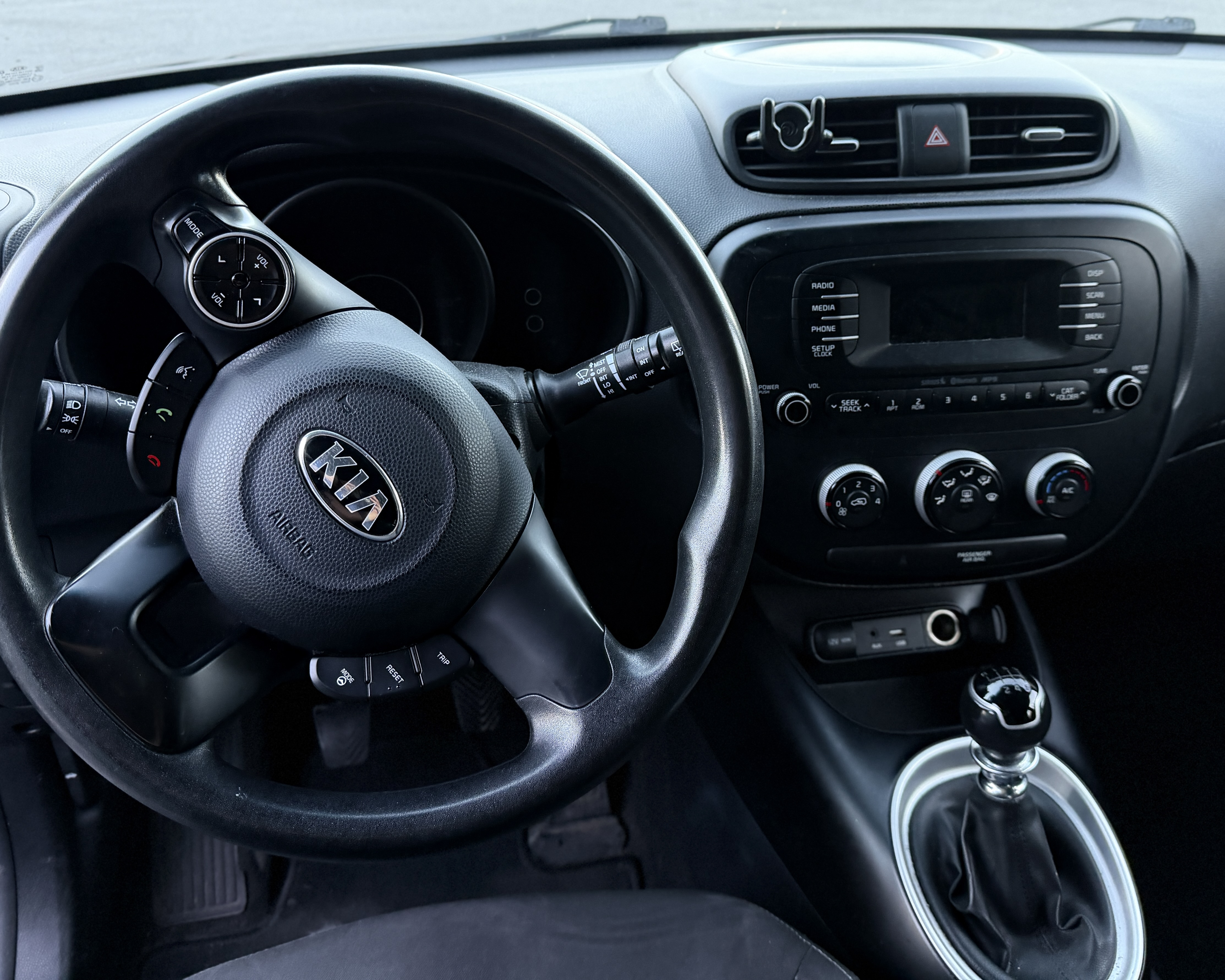 Used 2016 Kia Soul FWD image 4