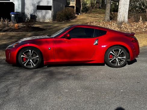 Used 2018 Nissan 370Z Coupe image 5