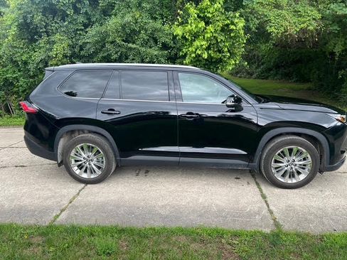 Used 2024 Toyota Grand Highlander AWD image 5