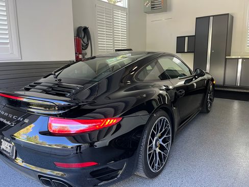 Used 2014 Porsche 911 Turbo S image 12