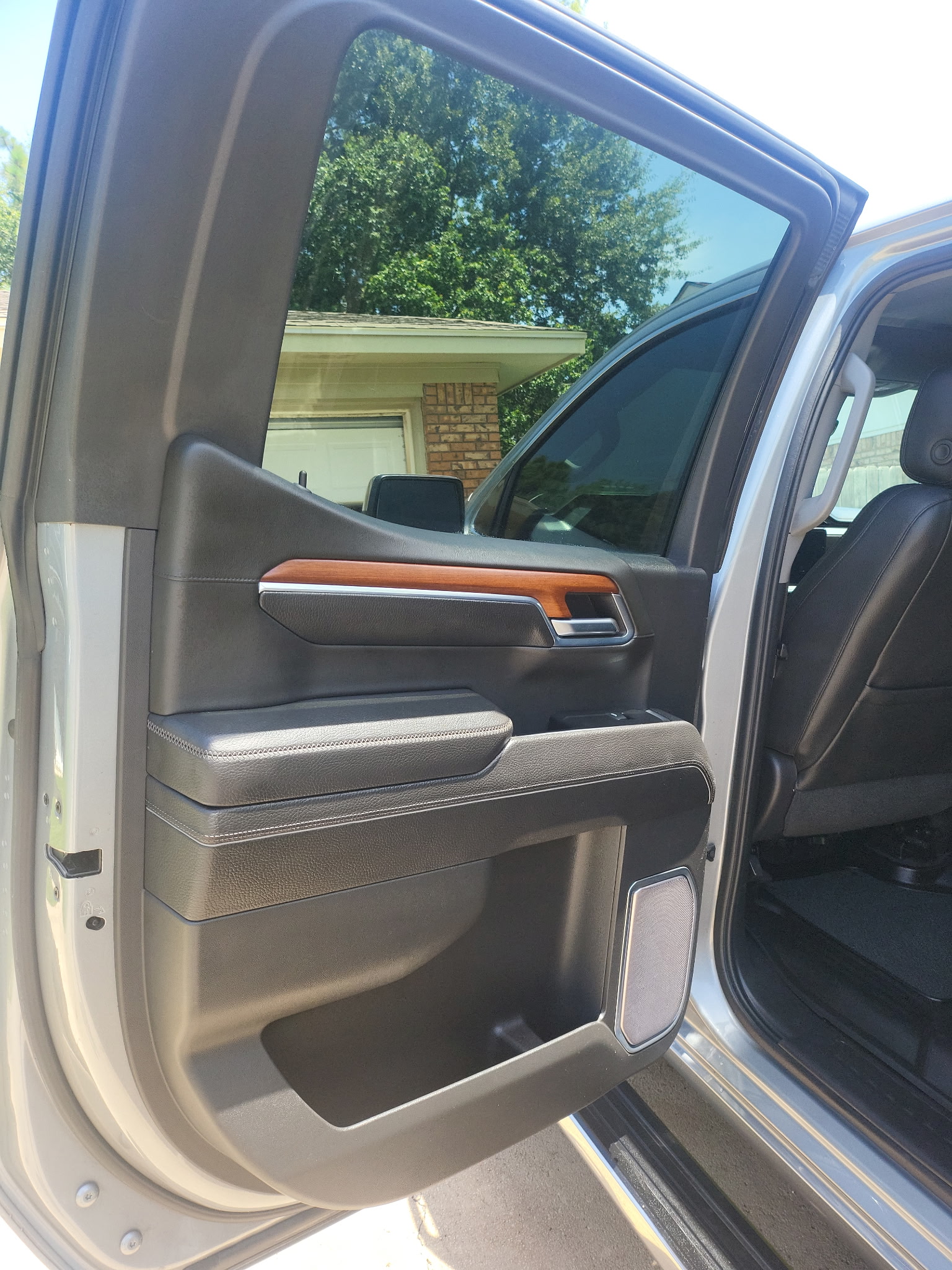 Used 2023 GMC Sierra 1500 Denali w/ Denali Reserve Package AWD/4WD image 13
