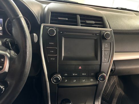 Used 2015 Toyota Camry SE w/ Protection Package image 10