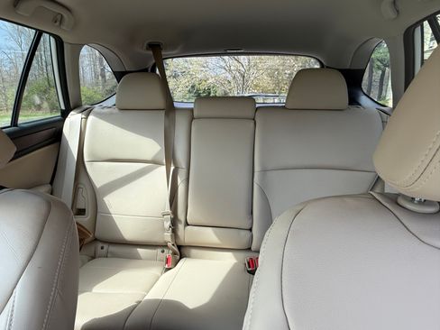 Used 2016 Subaru Outback 3.6R Limited image 9