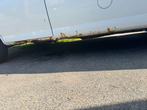 Used 2010 GMC Savana 1500 RWD image 16