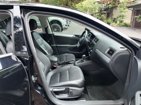Used 2014 Volkswagen Jetta SE FWD image 11