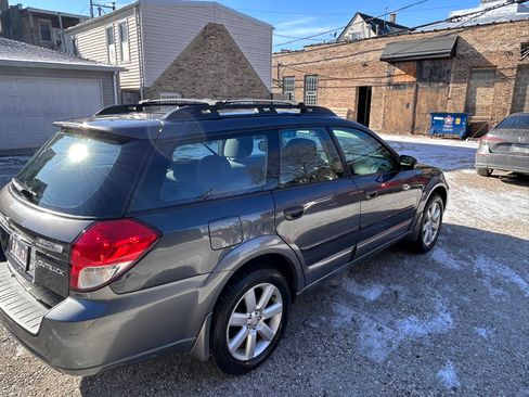 Used 2009 Subaru Outback 2.5i Special Edition w/ Popular Equipment Group 1C image 6