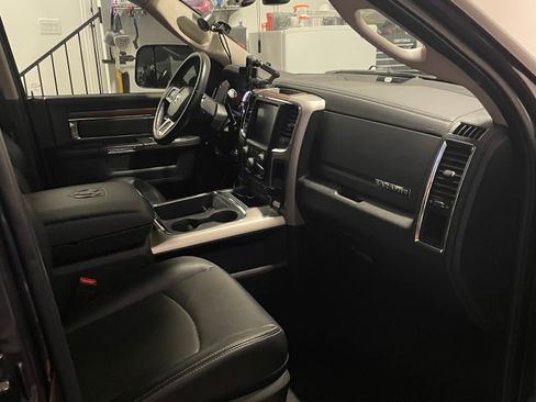 Used 2016 RAM 2500 Laramie w/ Sport Appearance Group image 6