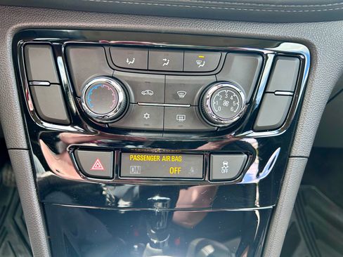 Used 2019 Buick Encore Preferred FWD image 13