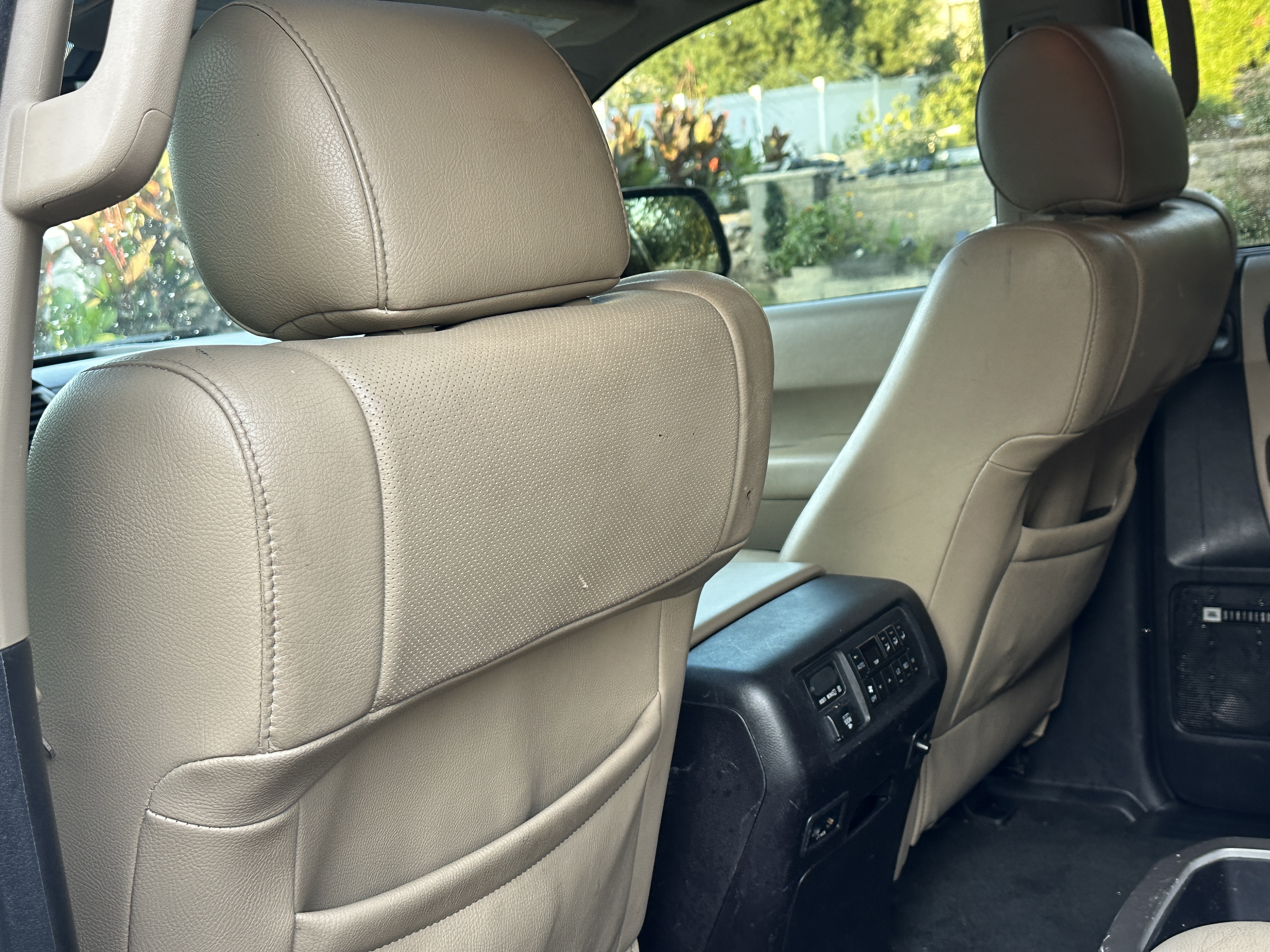 Used 2014 Toyota Sequoia Platinum AWD/4WD image 13