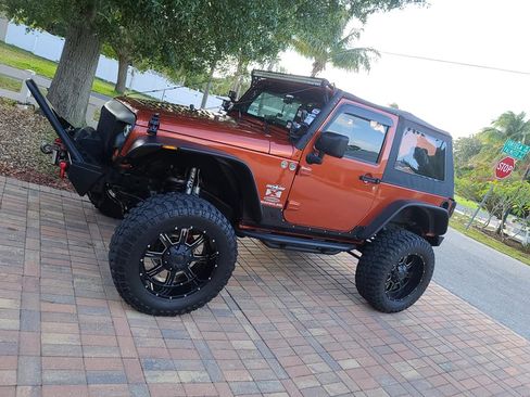 Used 2009 Jeep Wrangler X image 21