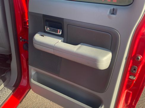 Used 2004 Ford F150 XLT RWD image 11