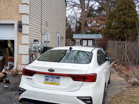 Used 2021 Kia Forte LXS image 5
