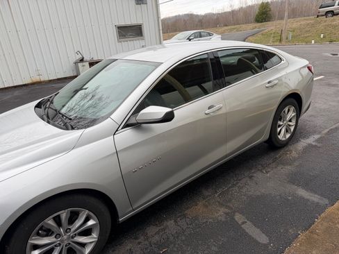 Used 2022 Chevrolet Malibu LT image 11