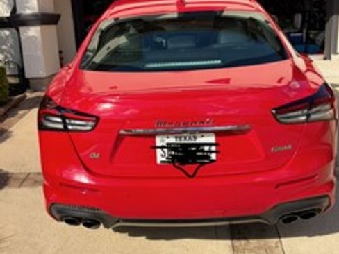 Used 2022 Maserati Ghibli F Tributo image 19