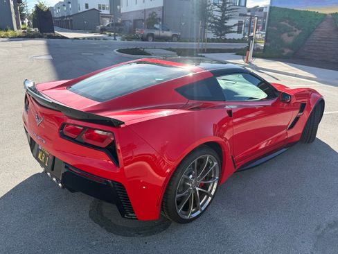 Used 2017 Chevrolet Corvette Grand Sport image 11