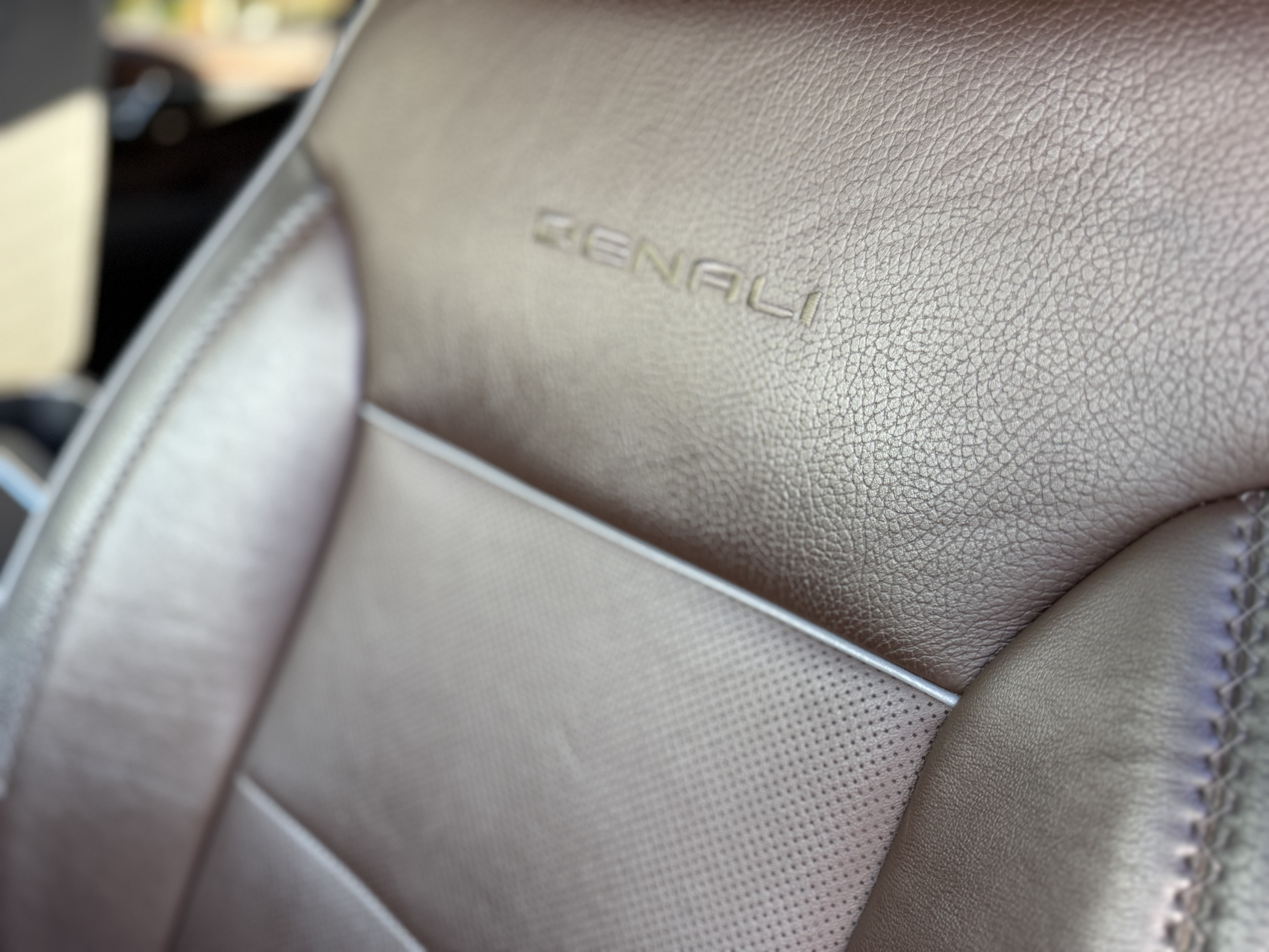 Used 2023 GMC Sierra 1500 Denali AWD/4WD image 13
