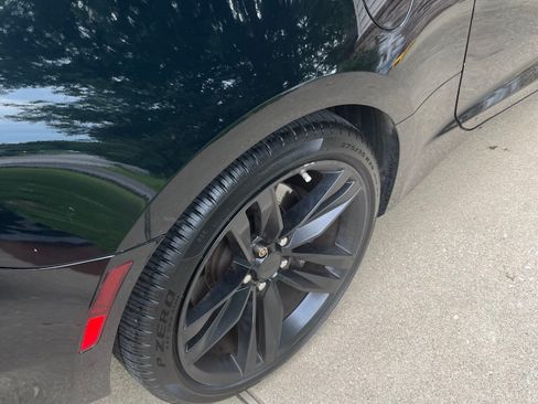 Used 2018 Chevrolet Camaro SS RWD image 11