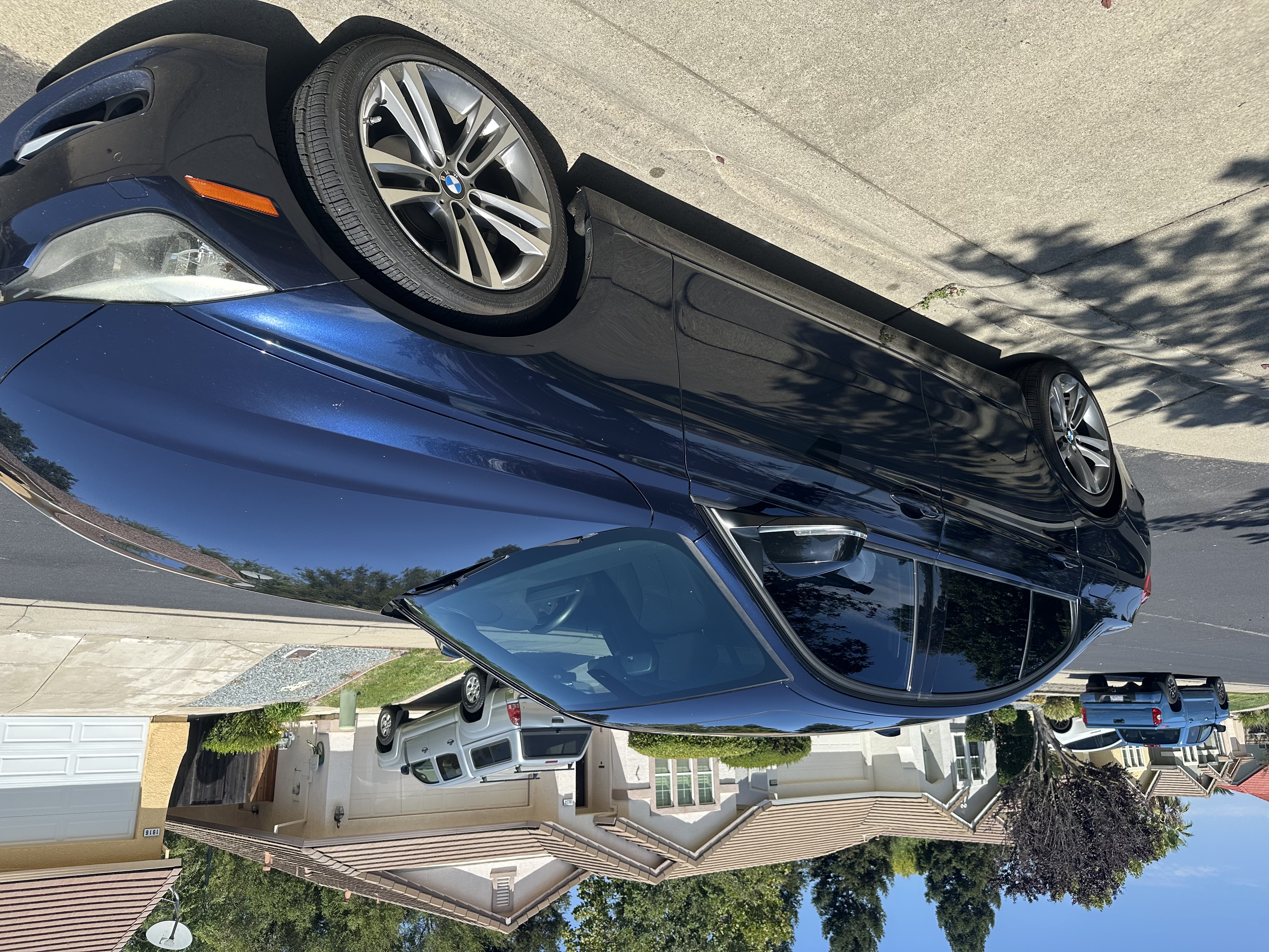Used 2013 BMW 328i Sedan RWD image 1