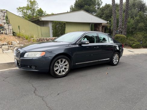Used 2011 Volvo S80 3.2 w/ Climate Pkg FWD image 1