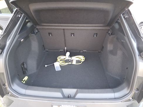 Used 2022 Volkswagen ID.4 Pro image 17