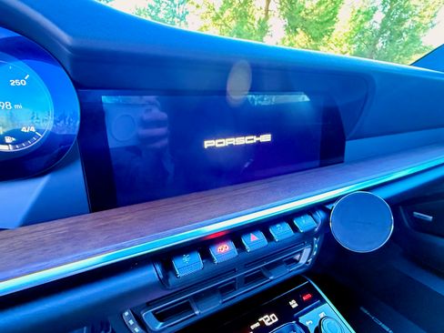 Used 2021 Porsche 911 Carrera S image 14