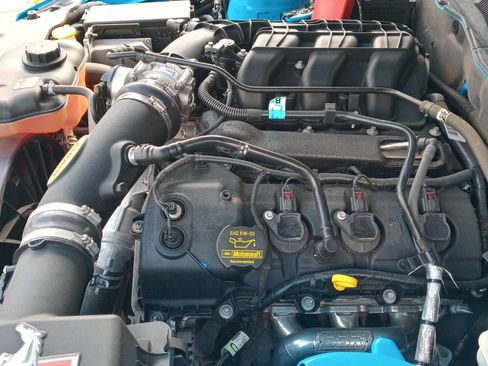 Used 2011 Ford Mustang Coupe image 24