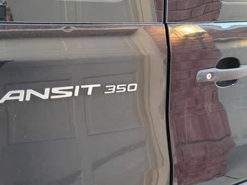 Used 2018 Ford Transit 350 XLT image 15