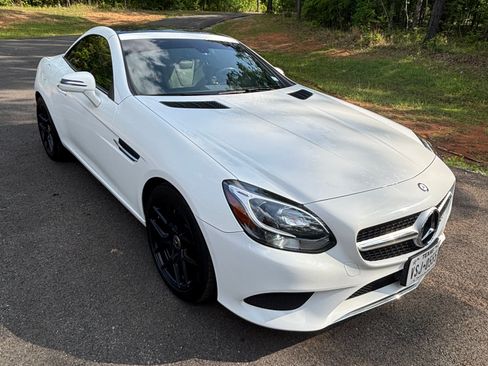 Used 2017 Mercedes-Benz SLC 300 image 20