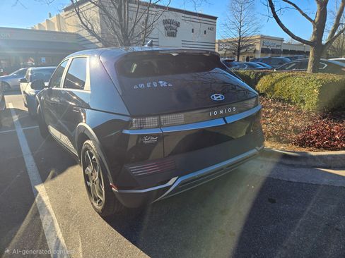 Used 2023 Hyundai Ioniq 5 SE image 8